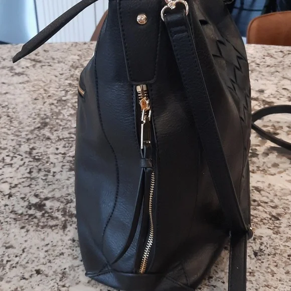 Urban Expressions black hobo purse - Picture 3 of 7